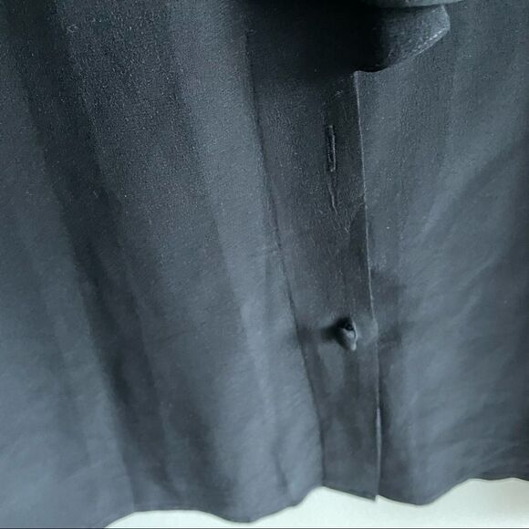 JONES NEW YORK Vintage Black Silk Button Front Ruffle Blouse 8 - Picture 5 of 9